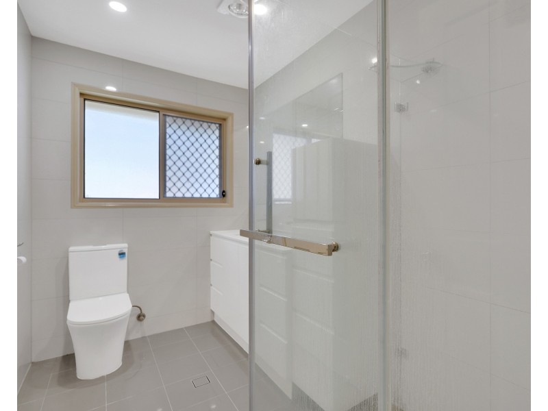 3 Ashton Way, Forest Lake QLD 4078