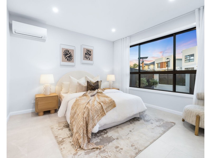 22 ROSEMARY CIRCUIT, Rochedale QLD 4123