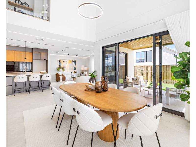 22 ROSEMARY CIRCUIT, Rochedale QLD 4123