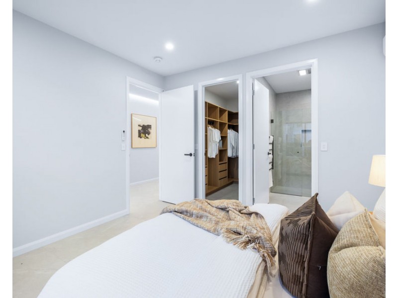 22 ROSEMARY CIRCUIT, Rochedale QLD 4123