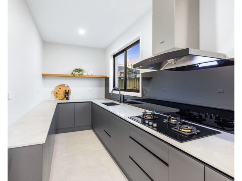 22 ROSEMARY CIRCUIT, Rochedale QLD 4123