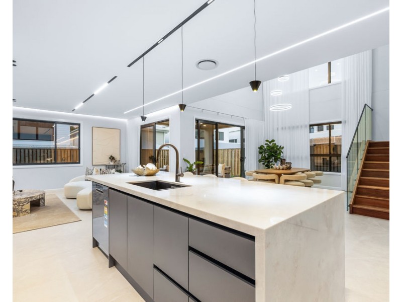 22 ROSEMARY CIRCUIT, Rochedale QLD 4123