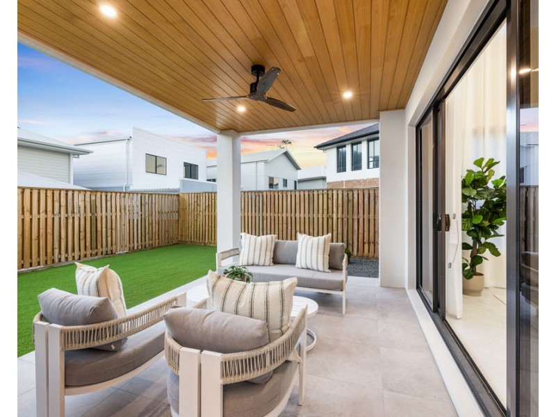 22 ROSEMARY CIRCUIT, Rochedale QLD 4123