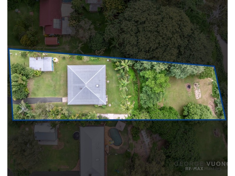 34 Islandview St, Barellan Point QLD 4306