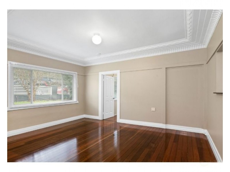 113-115 Railway Pde, Norman Park QLD 4170