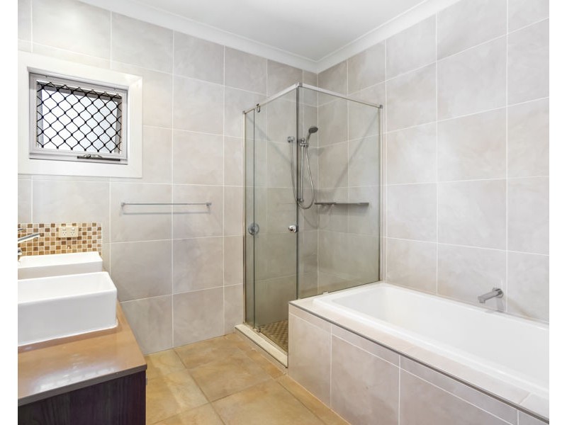 17 Collett st, Eight Mile Plains QLD 4113