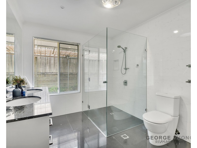 5 Carpentaria Way, Forest Lake QLD 4078