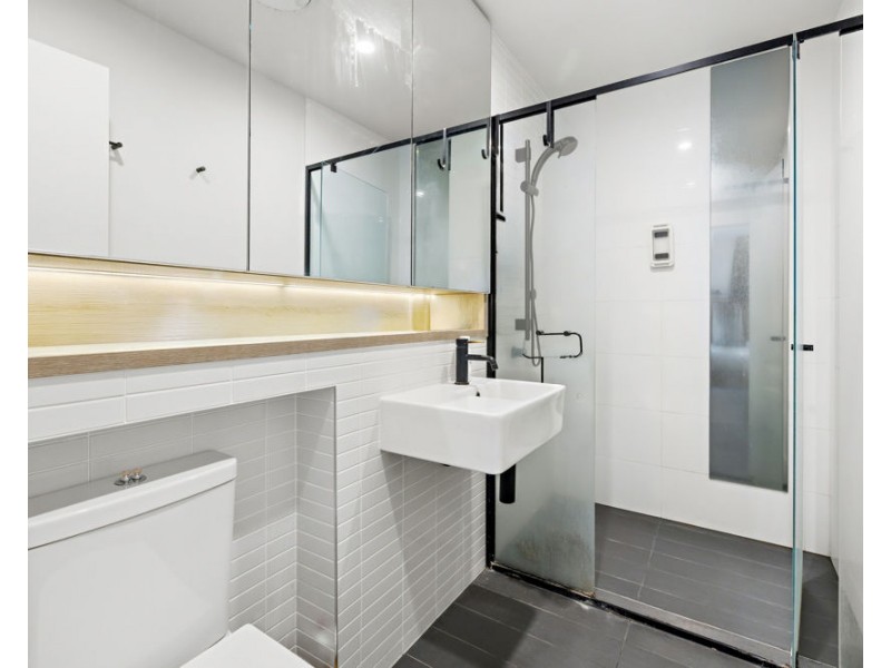 1108/4 EDMONDSTONE ST, South Brisbane QLD 4101