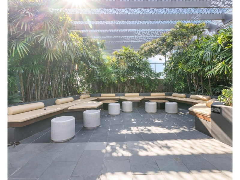 1108/4 EDMONDSTONE ST, South Brisbane QLD 4101