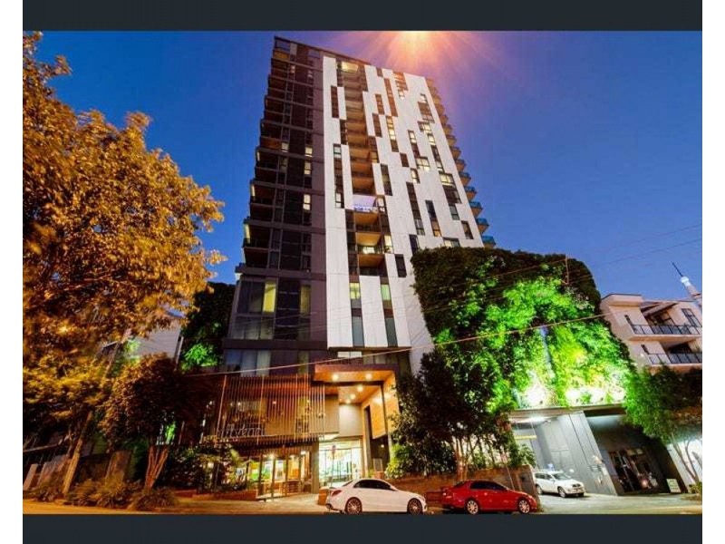1108/4 EDMONDSTONE ST, South Brisbane QLD 4101