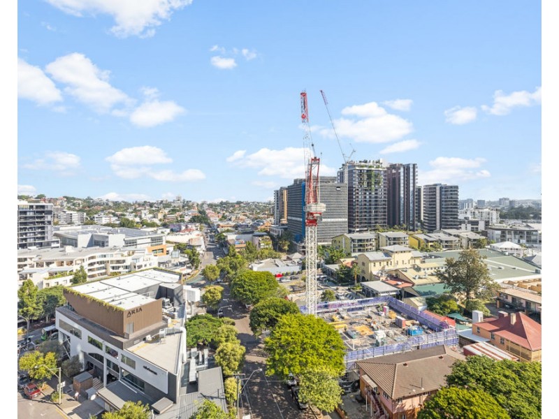 1108/4 EDMONDSTONE ST, South Brisbane QLD 4101