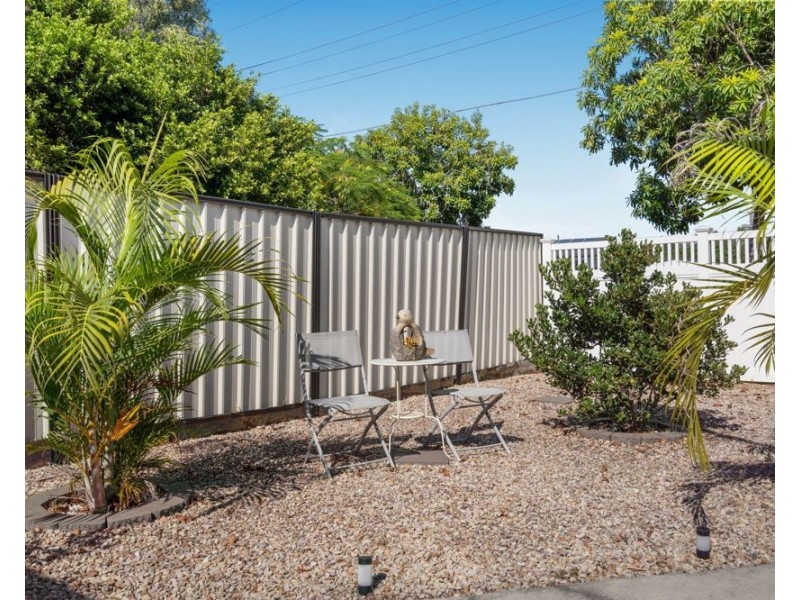 98 Jacaranda Avenue, Logan Central QLD 4114