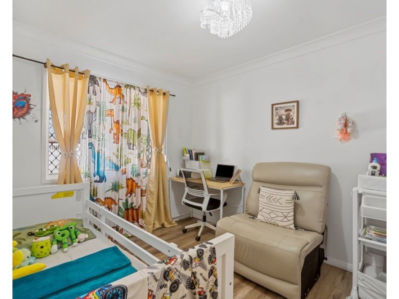 98 Jacaranda Avenue, Logan Central QLD 4114