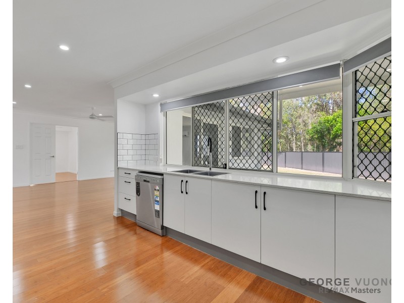 3 Wivenhoe Cct, Forest Lake QLD 4078