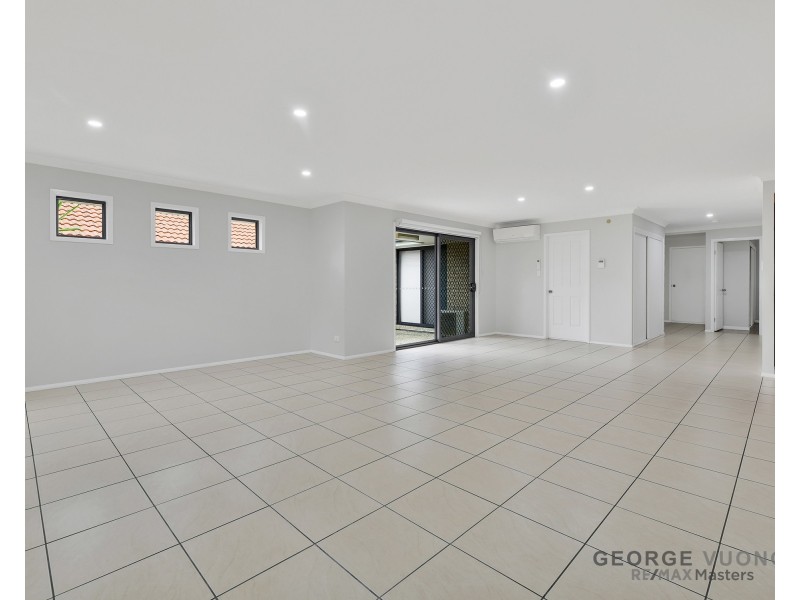 137 Jubilee Ave, Forest Lake QLD 4078