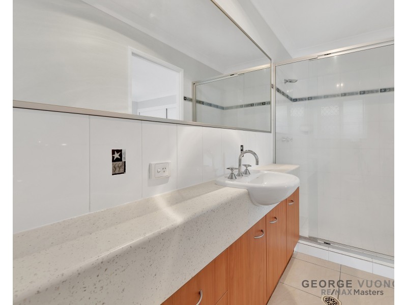 137 Jubilee Ave, Forest Lake QLD 4078