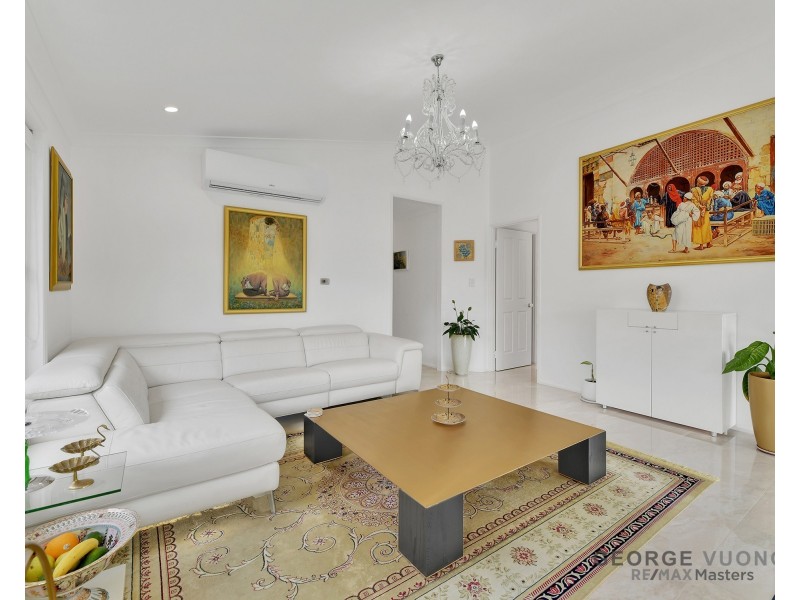 94 Augusta Cr, Forest Lake QLD 4078