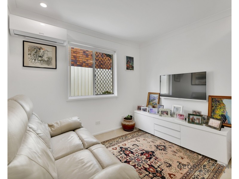 94 Augusta Cr, Forest Lake QLD 4078