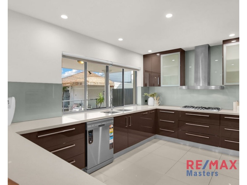 25 Gregory Drive, Carrara QLD 4211
