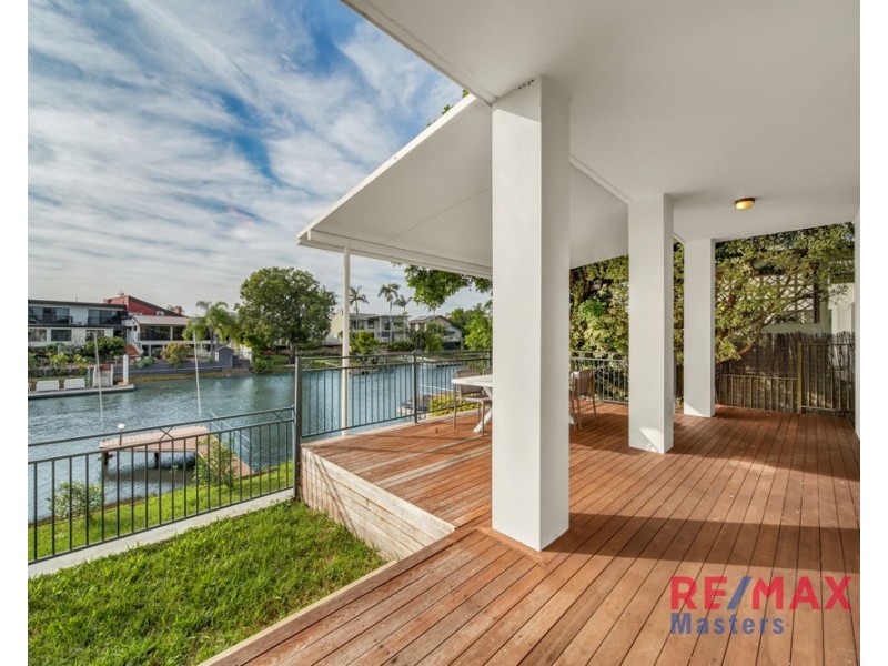 25 Gregory Drive, Carrara QLD 4211