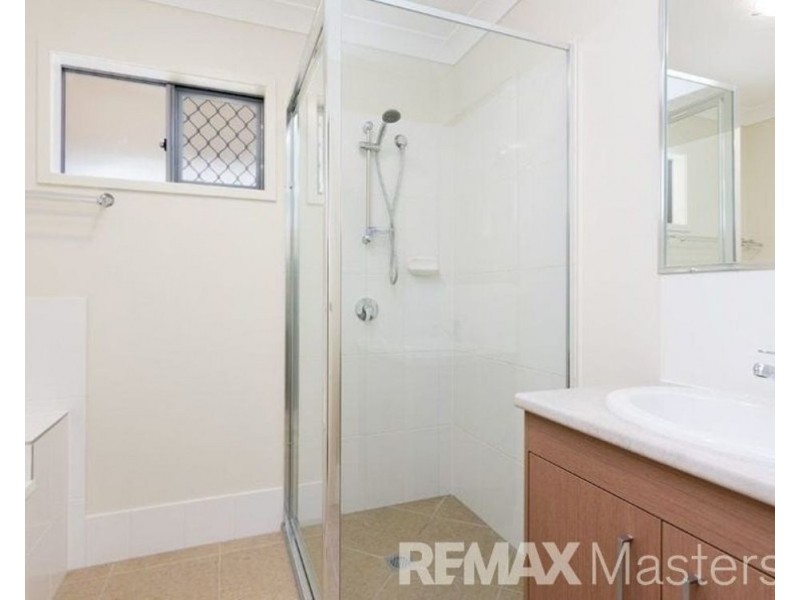 2/67 Kanimbla Street, Holmview QLD 4207