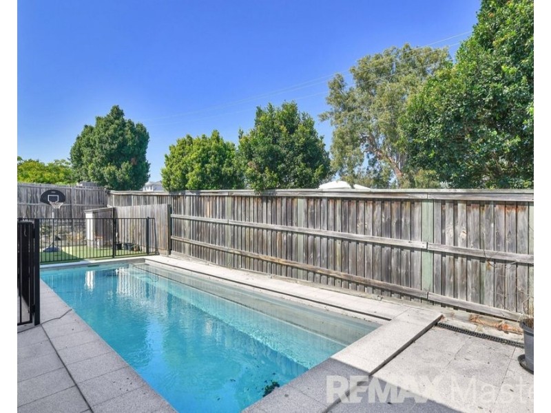84 Invergarry Cct, Heathwood QLD 4110
