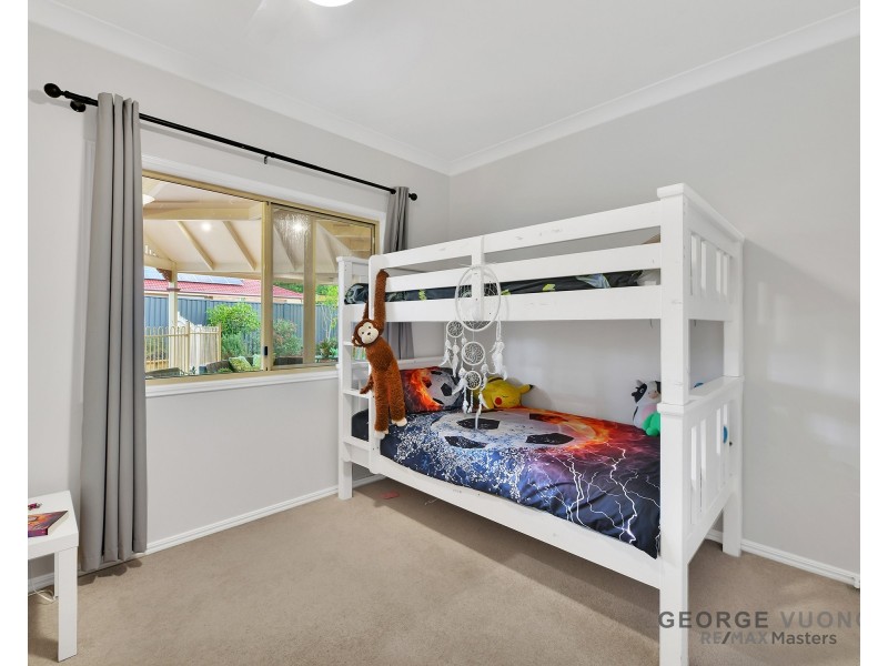 2 Medici Pl, Forest Lake QLD 4078