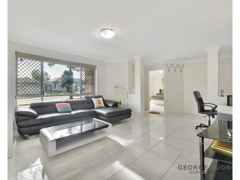 55 Pacific Pde, Forest Lake QLD 4078