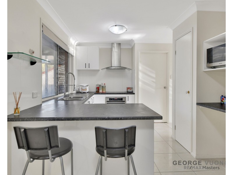 55 Pacific Pde, Forest Lake QLD 4078
