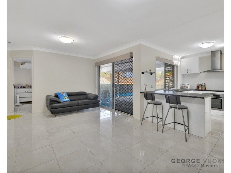 55 Pacific Pde, Forest Lake QLD 4078
