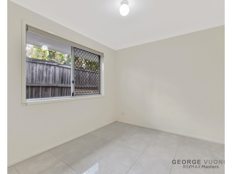 55 Pacific Pde, Forest Lake QLD 4078