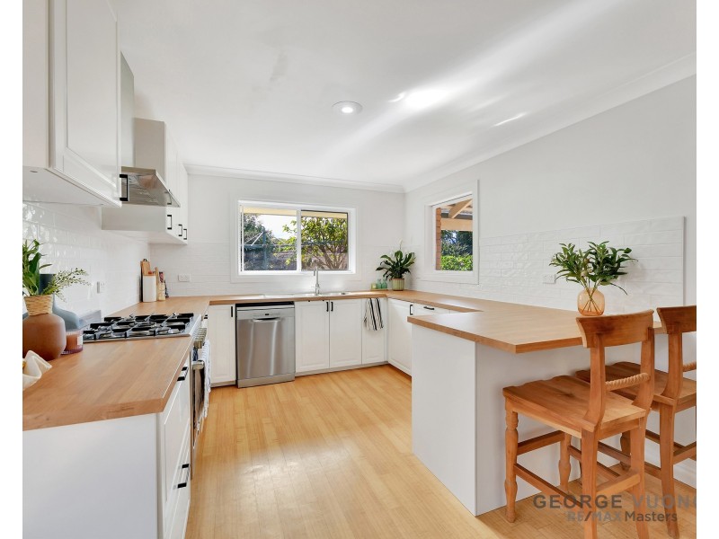 10 Baccata Pl, Forest Lake QLD 4078