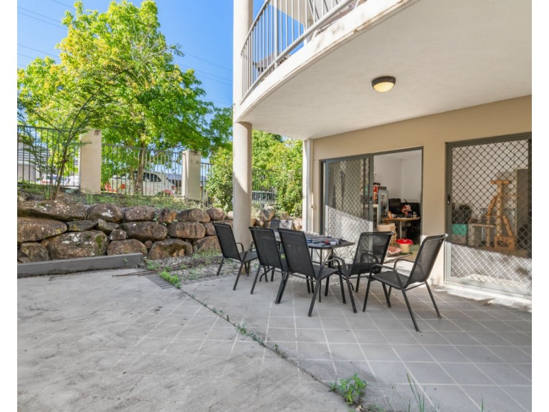 1/6 Omeo street, Macgregor QLD 4109
