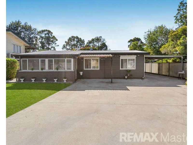 98 Jacaranda Avenue, Logan Central QLD 4114