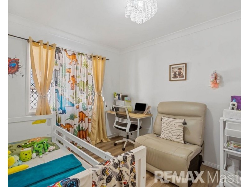 98 Jacaranda Avenue, Logan Central QLD 4114