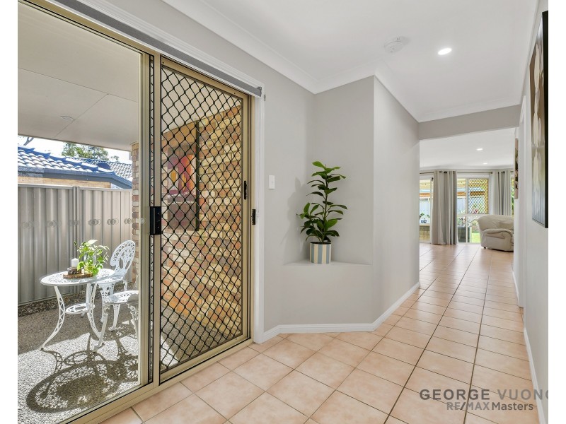 22 Columbus Pl, Forest Lake QLD 4078