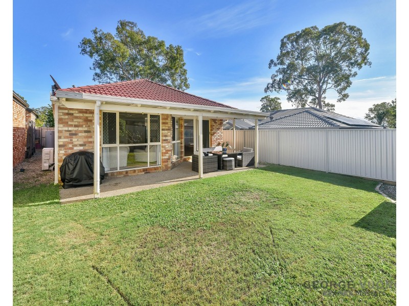22 Columbus Pl, Forest Lake QLD 4078