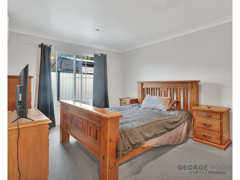 4 Wren Close, Forest Lake QLD 4078