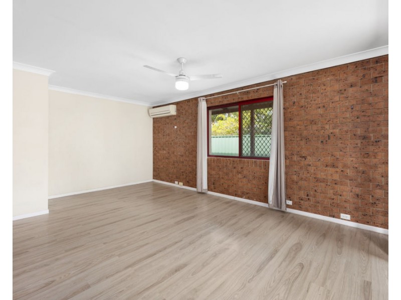 186 PINELANDS RD, Sunnybank Hills QLD 4109