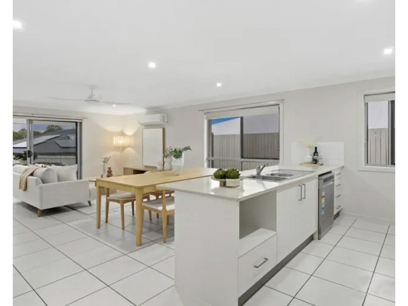9 Bentley St, Heathwood QLD 4110