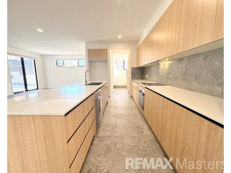 8a Narooma Street, Sunnybank QLD 4109