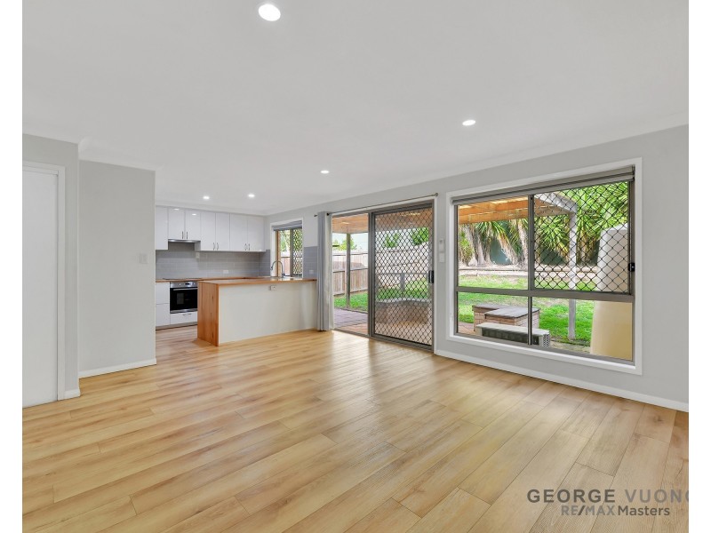 30 Columbus Pl, Forest Lake QLD 4078