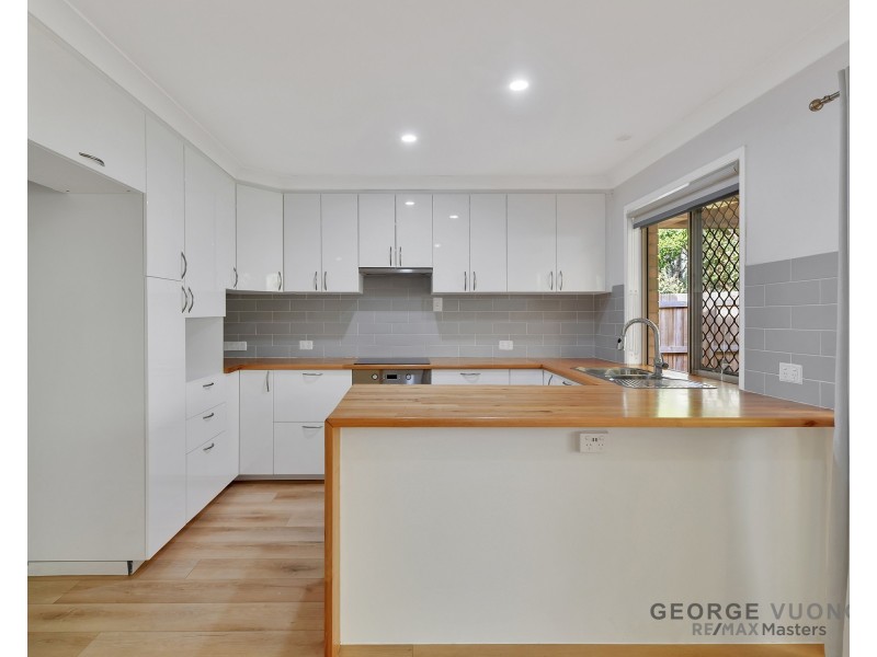 30 Columbus Pl, Forest Lake QLD 4078