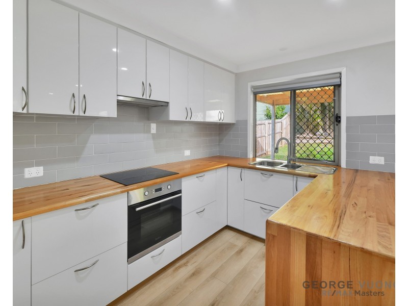 30 Columbus Pl, Forest Lake QLD 4078