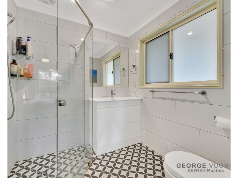 28 Columbus Pl, Forest Lake QLD 4078