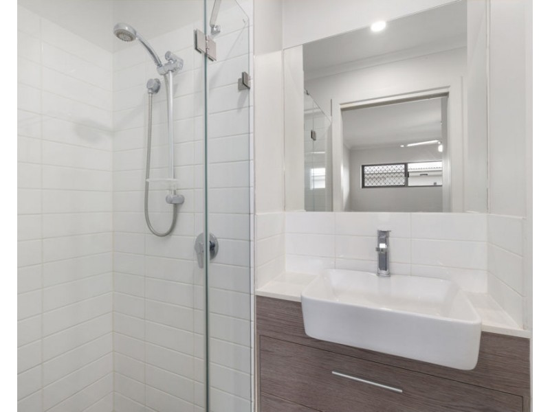 303/26 Macgroarty Street, Coopers Plains QLD 4108