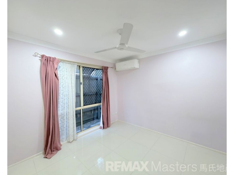 33 Prospect Crescent, Forest Lake QLD 4078