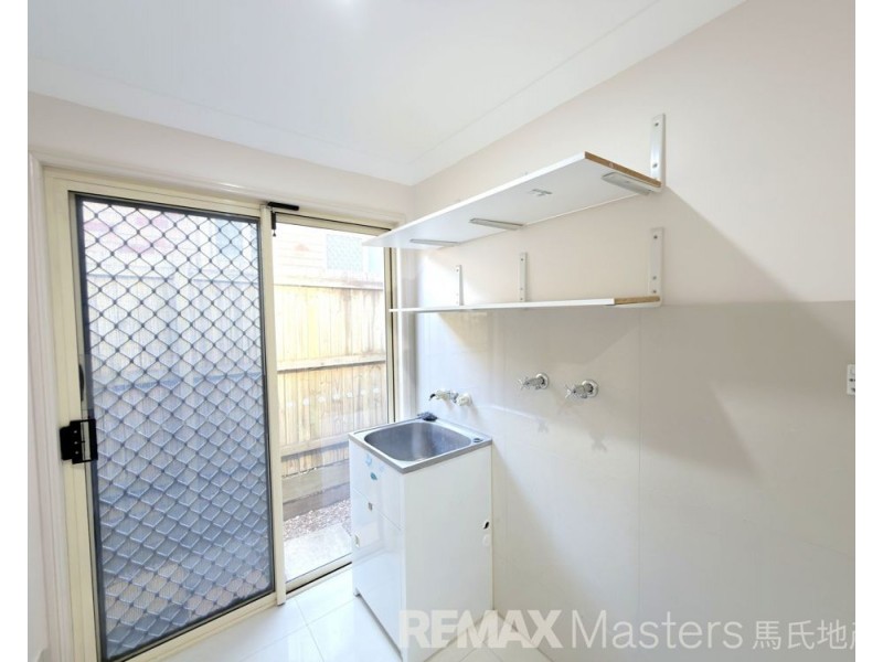 33 Prospect Crescent, Forest Lake QLD 4078