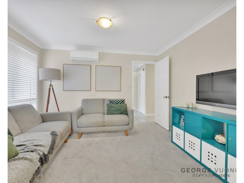 99 Clarendon Cct, Forest Lake QLD 4078
