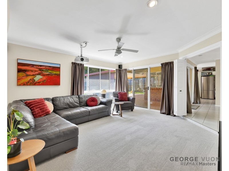 99 Clarendon Cct, Forest Lake QLD 4078